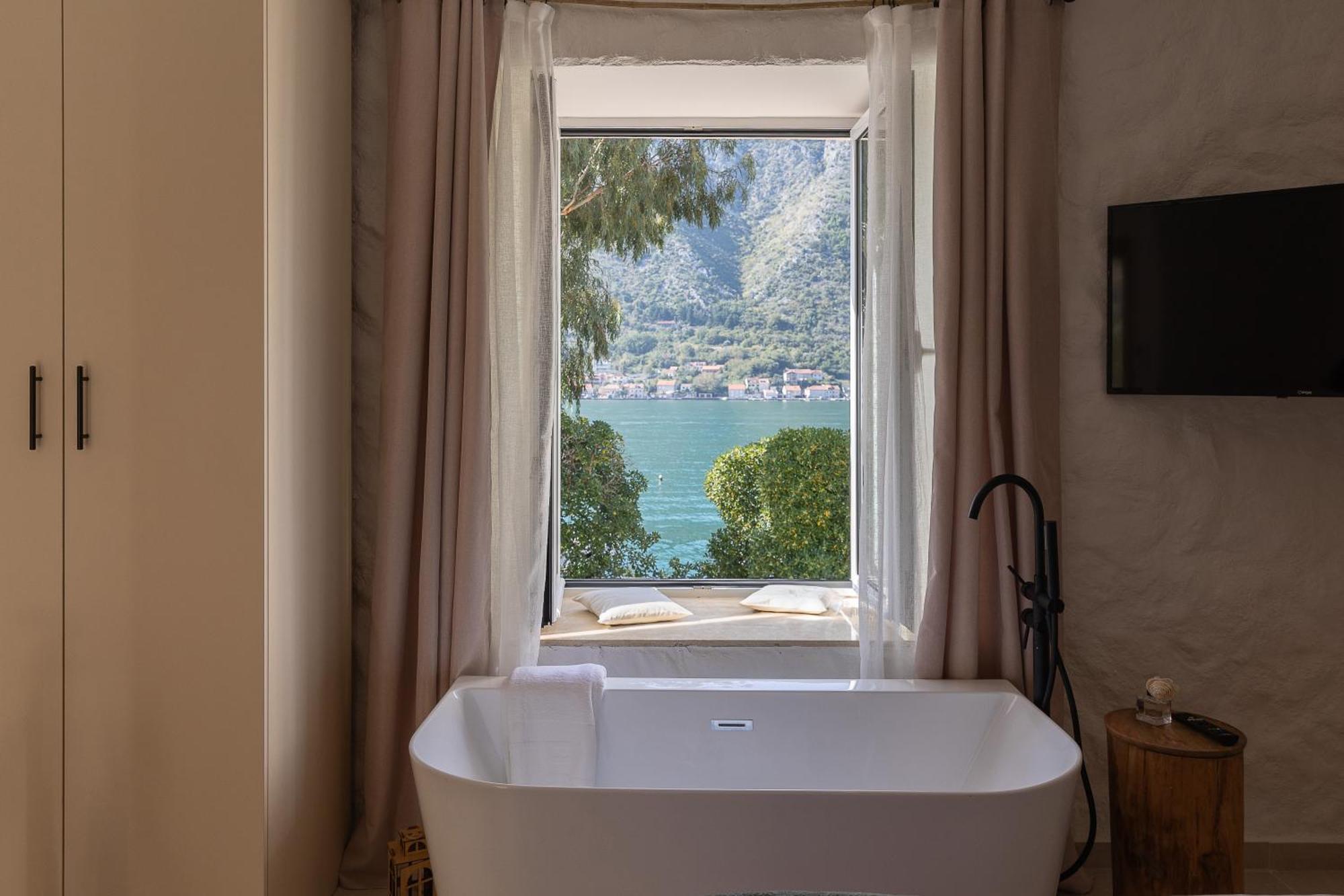 Verdi Kotor Exteriör bild