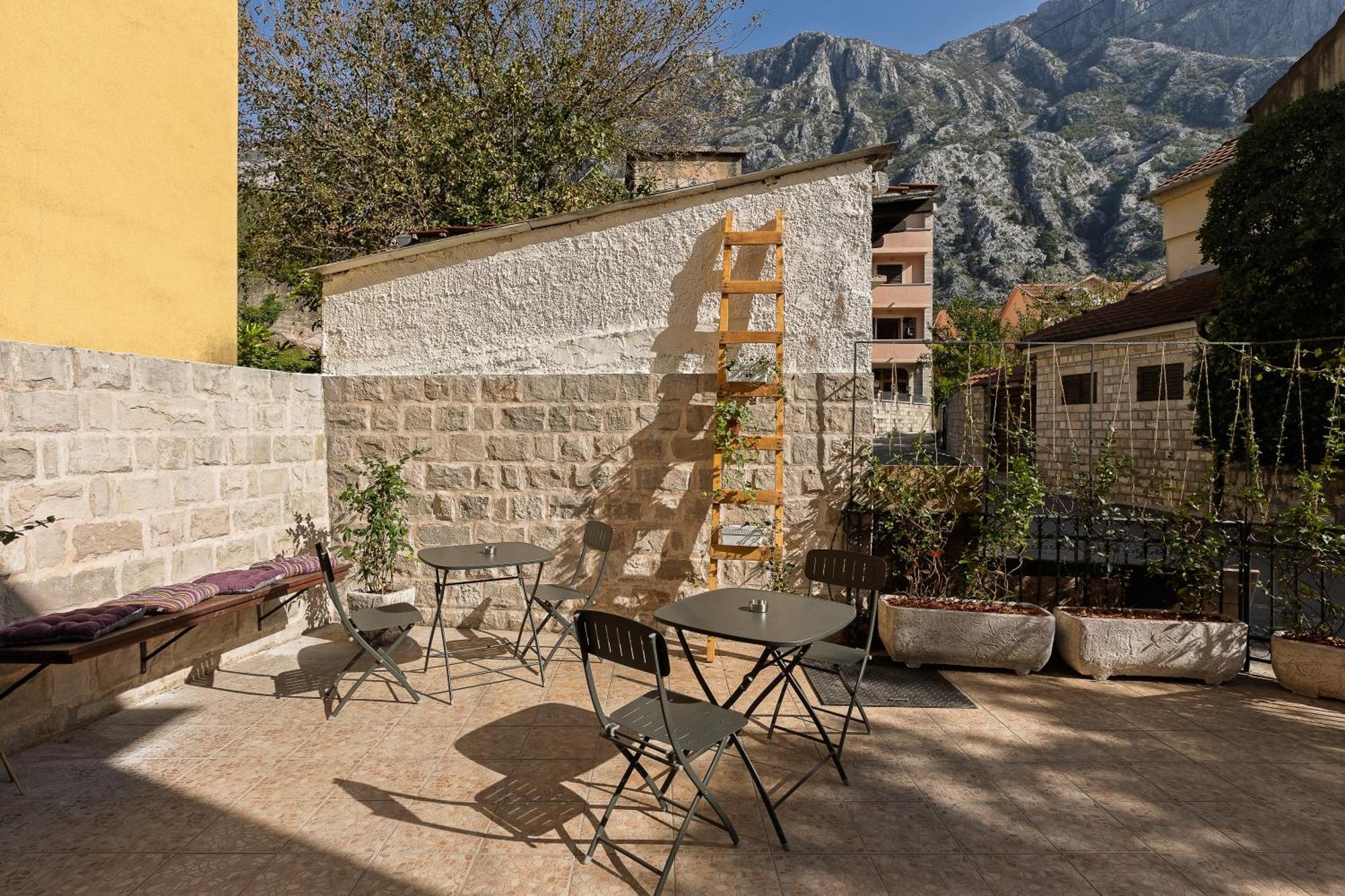 Verdi Kotor Exteriör bild