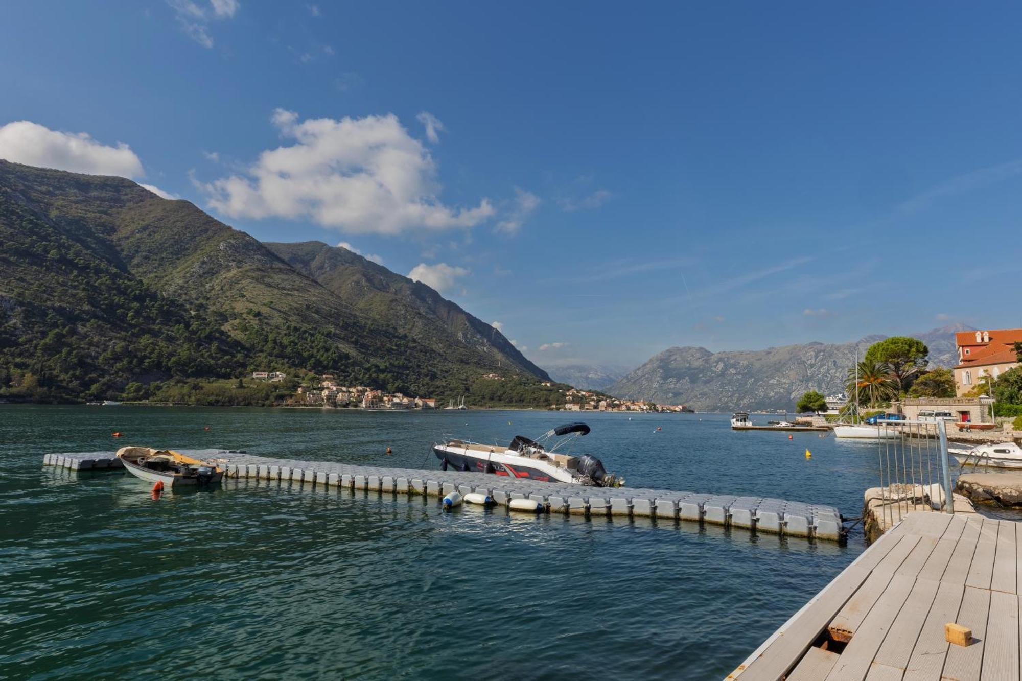 Verdi Kotor Exteriör bild